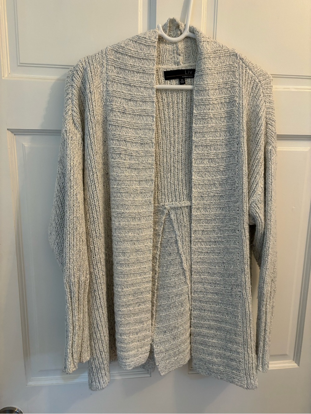 Liv by Habitat Clothes- Women’s Open-Front Knit Cardigan in Light Gray NWOT